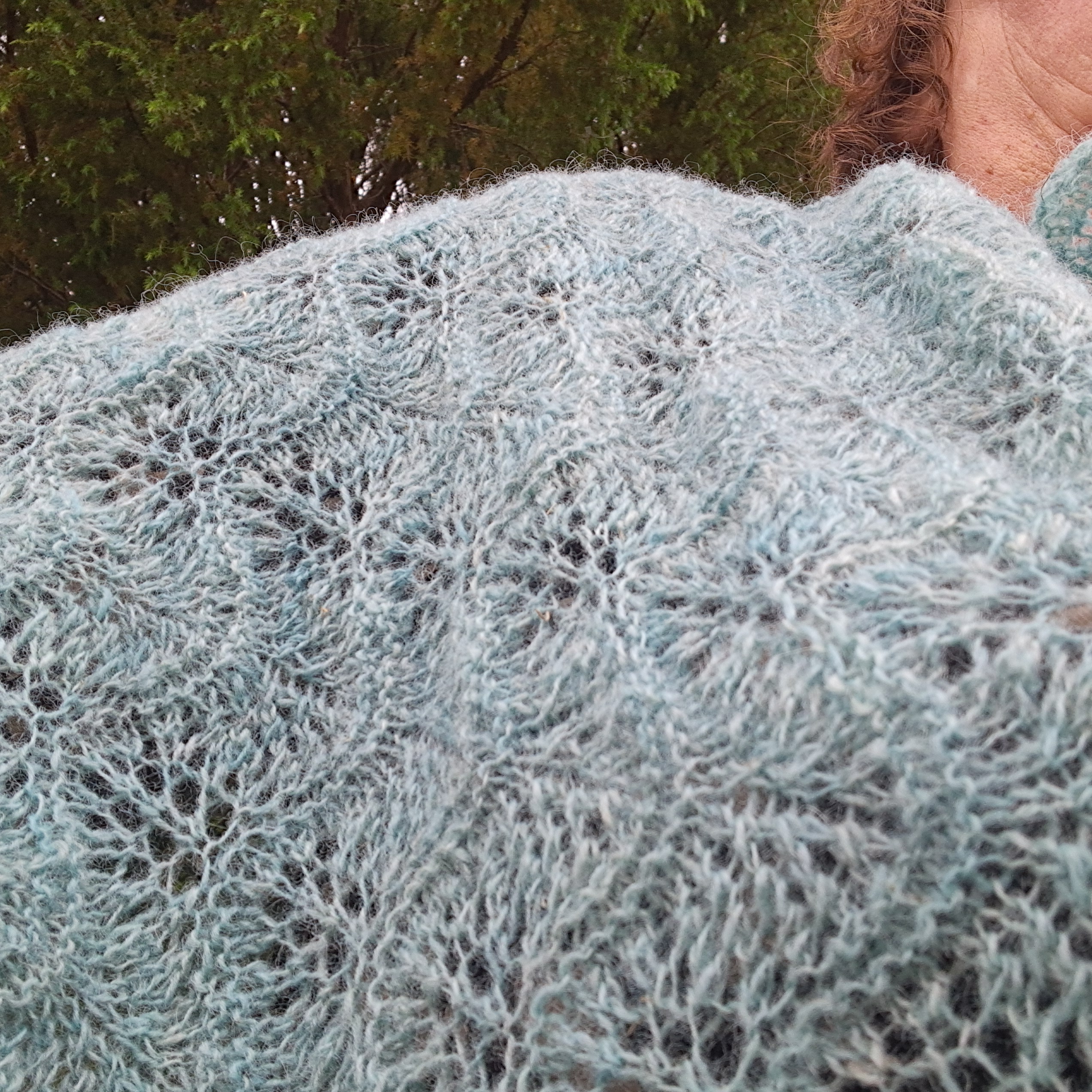 Niittyvilla-huivi tekemispakkaus - Image 3