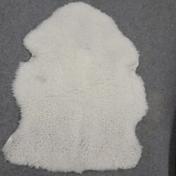 Lampaantaljat valkoiset