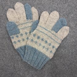 Kirjoneule sormikkaat S ja M koko